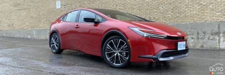 2023 Toyota Prius Review: Your Essential Guide